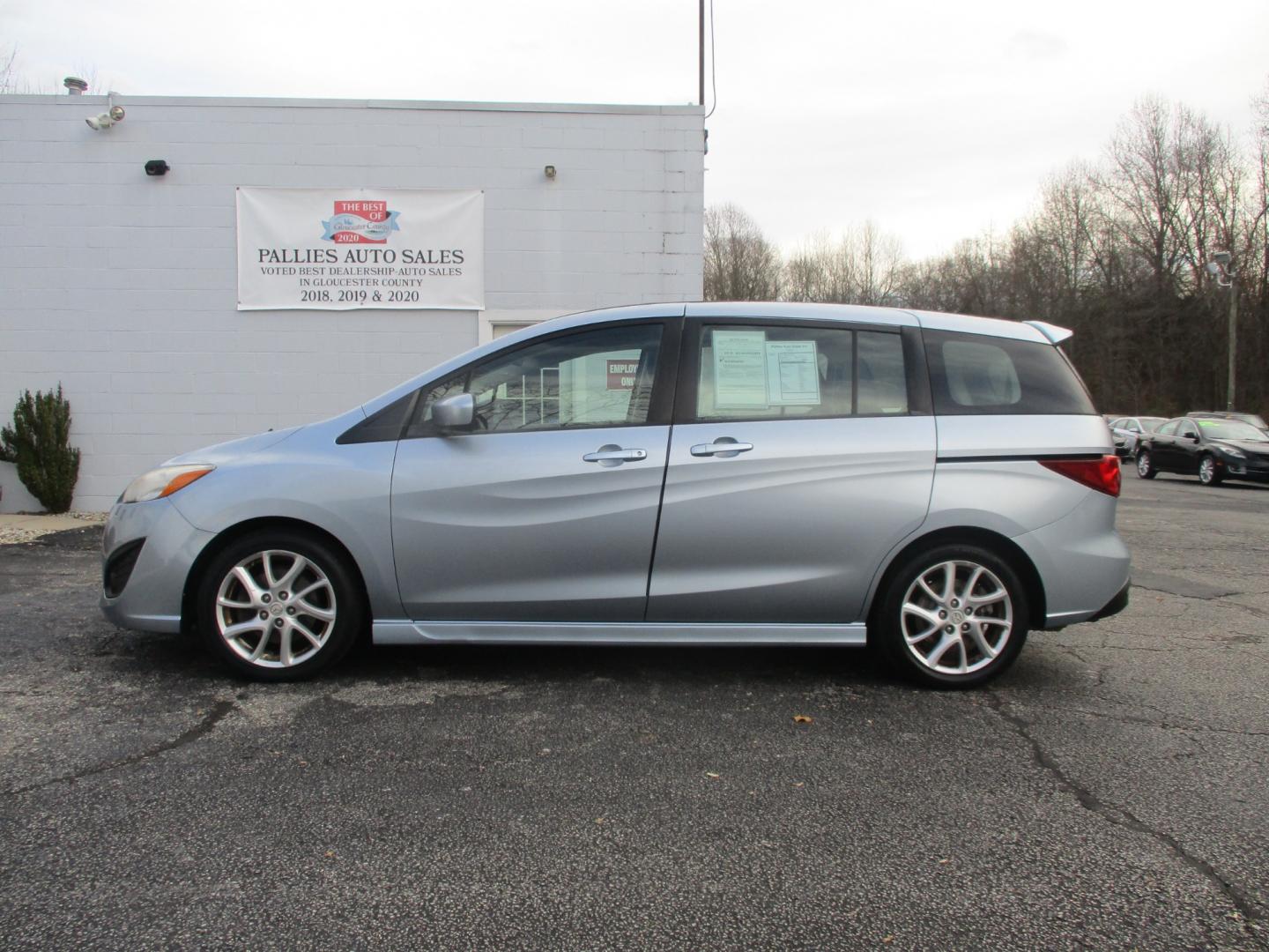 2011 Mazda MAZDA5 (JM1CW2DL7C0) , AUTOMATIC transmission, located at 540a Delsea Drive, Sewell, NJ, 08080, (856) 589-6888, 39.752560, -75.111206 - Photo#2